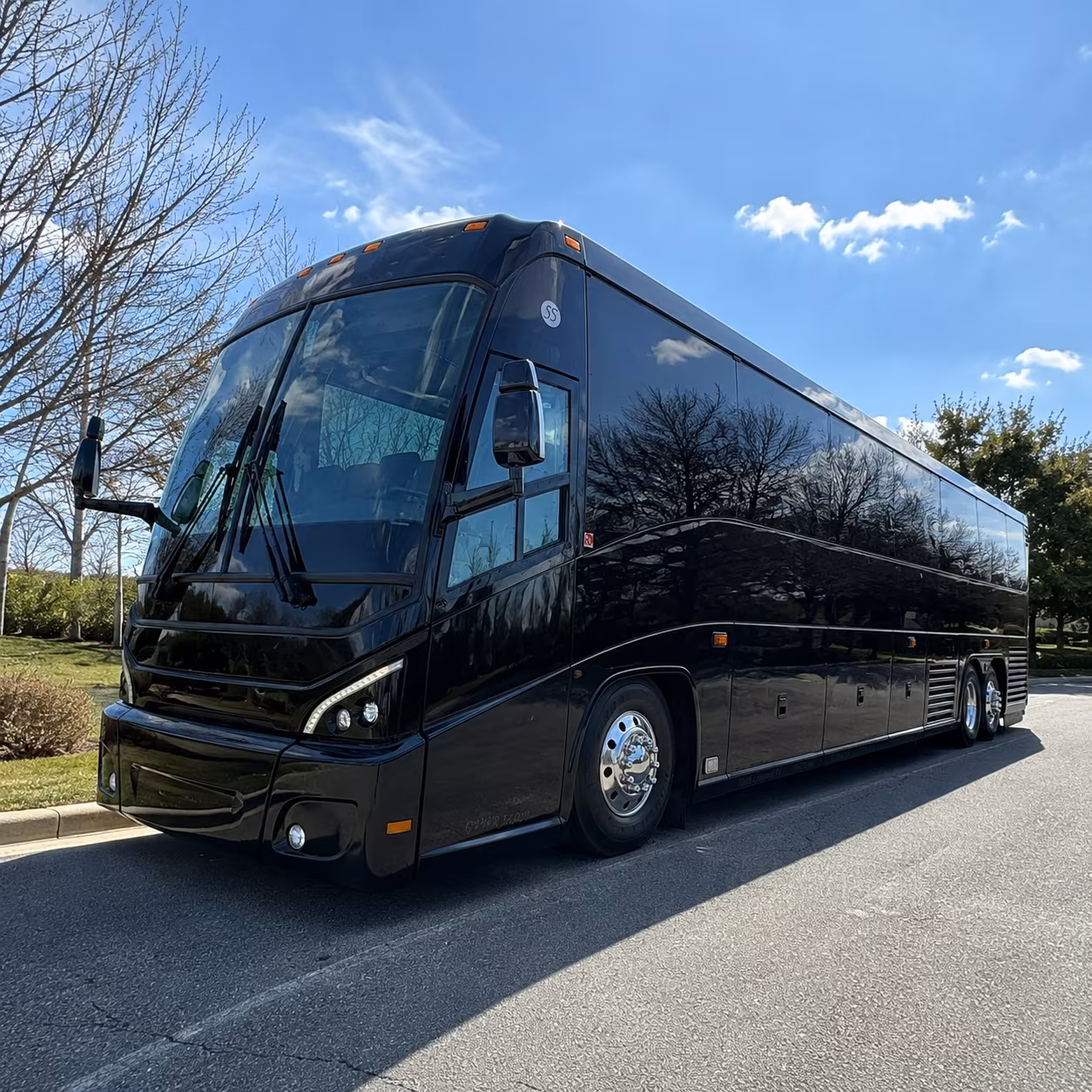 charter buses for newport beach church retreats and overnight trips