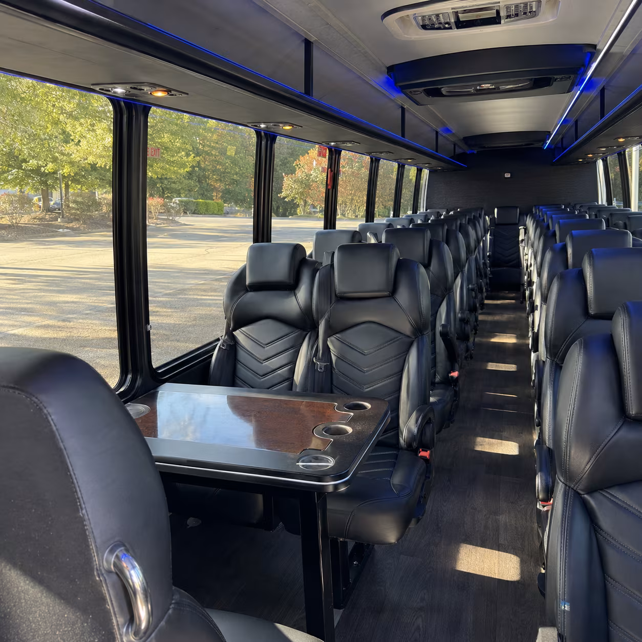find and book transportation for your next convention or trade show 1