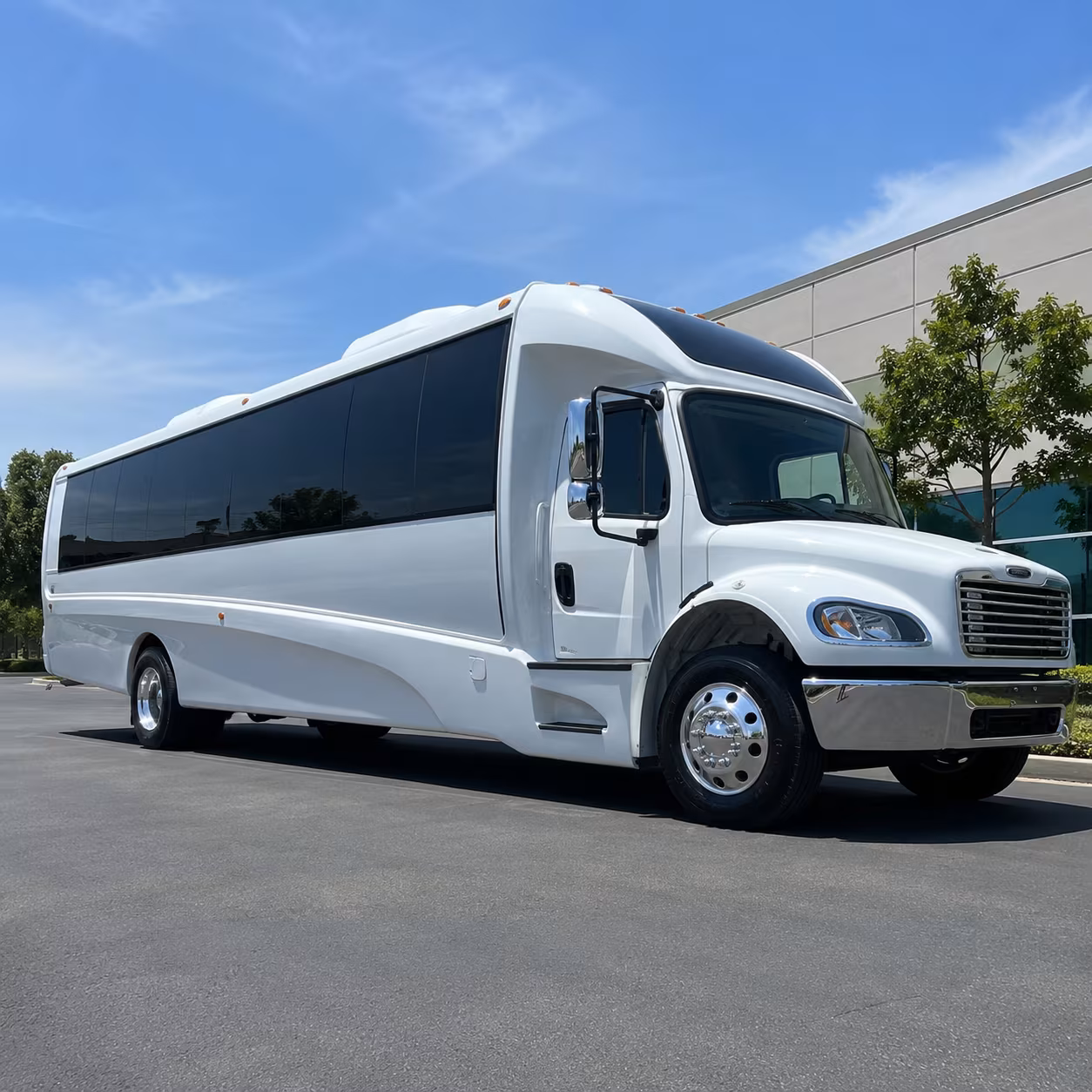 newport beach 30 passenger minibus